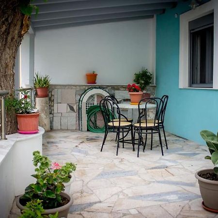 Spacious Apartment In The Heart Of Pythagorion Екстериор снимка