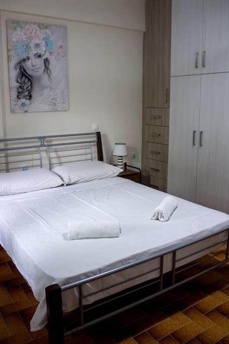 Spacious Apartment In The Heart Of Pythagorion Екстериор снимка